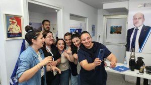 Larnaka altı milletvekilini belirledi: Tercih oyu sayımı tamamlandı