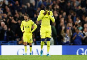 Chelsea, Tottenham'ı 2-1 Yendi: Spurs Küme Düşme Tehlikesini Sürdürüyor
