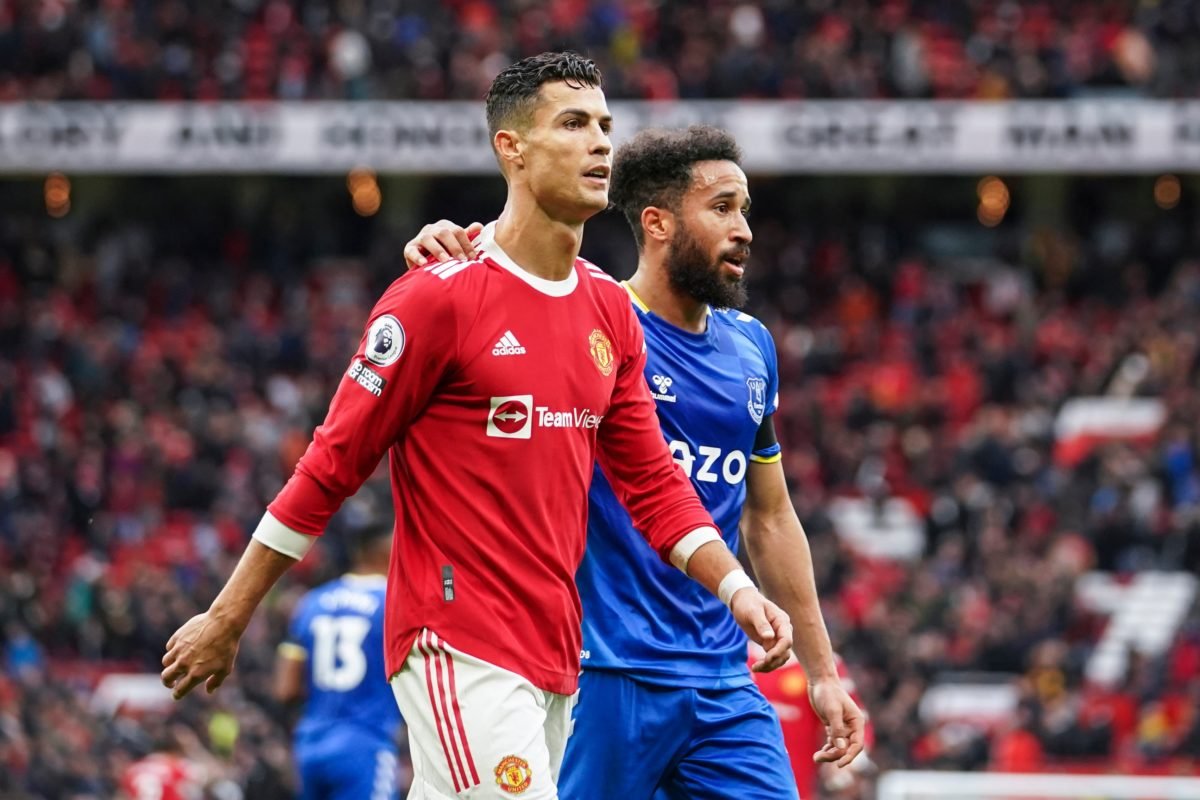 Brewster, Edwards, Townsend: Kıbrıs forması giyebilecek dokuz futbolcu