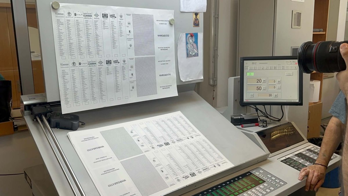 Seçimlerde Sadece Mavi veya Siyah Tükenmez Kalem Kullanılacak