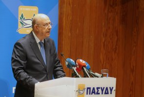Maliye Bakanı: Ekonomi bölgesel gelişmelerden etkileniyor