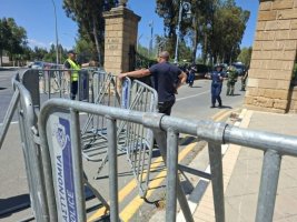 Çiftçiler şap hayvan itlafına karşı Cumhurbaşkanlığı Sarayı'na yürüdü