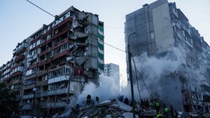 Zelenskiy, 24 sivili öldüren Rus saldırısının ardından intikam yemini etti