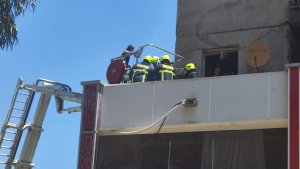 Larnaka'da Göç Operasyonunda Binadan Atlayan Üç Kişi Yaralandı
