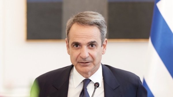 Yunanistan Başbakanı DISY ve Annita Demetriou'yu Tebrik Etti