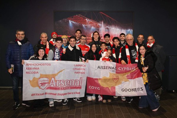 Kıbrıs'taki Arsenal taraftarları 22 yıl sonra Premier League şampiyonluğunu kutladı: "Tek bir aile gibi hissettik"