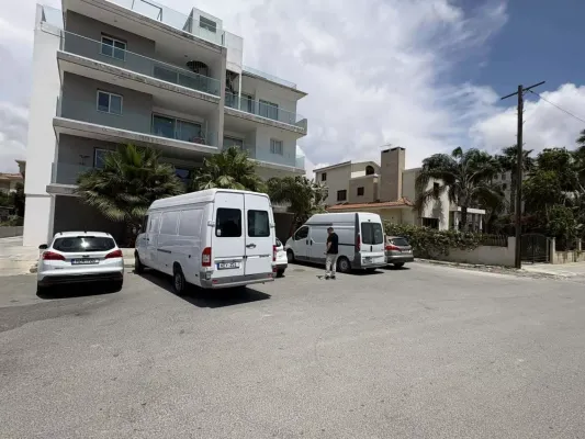 Larnaka'da Terör Soruşturması: AB Vatandaşı Olmayan İki Kişi Gözaltında