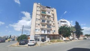 Larnaka Bölge Yönetimi tehlikeli binaların yönetimi için fon talep ediyor