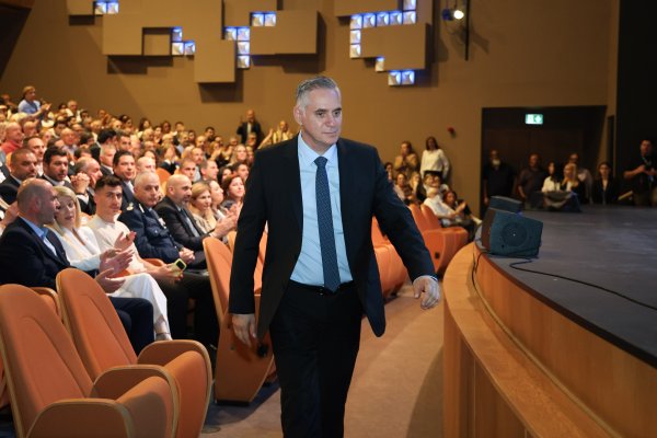 Papadopoulos Meclis Başkanlığı İçin Hiçbir Senaryoyu Dışlamıyor