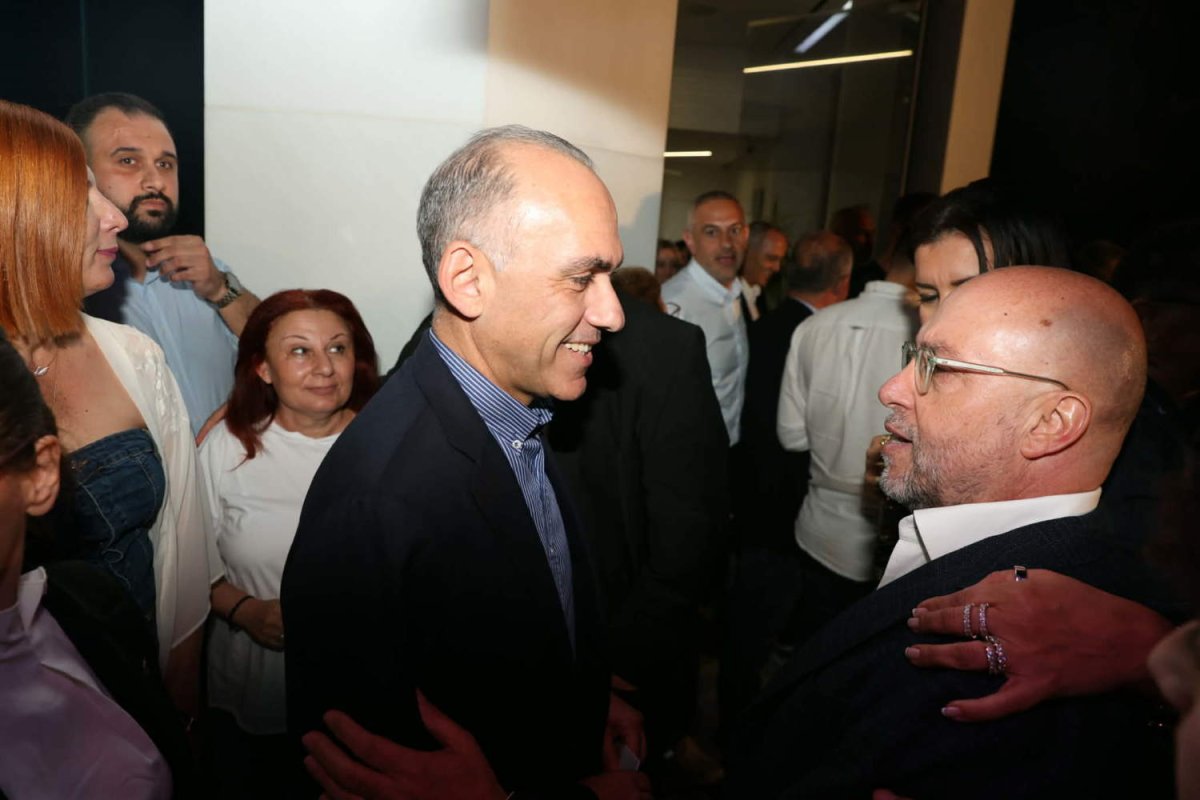 DISY Kıbrıs seçimini kazandı, yeni meclise altı parti girdi
