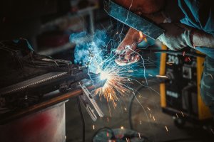 Güney Kıbrıs'ta sanayi üretimi elektrik arzındaki sıçramayla toparlandı