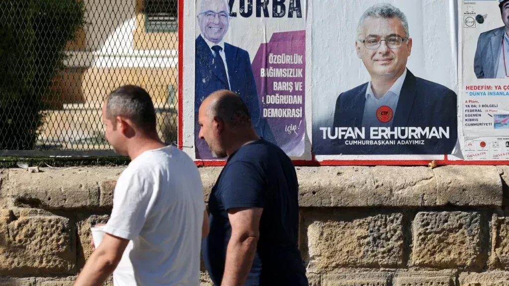Yeniden birleşme için zaman daralıyor: Kıbrıslı Türkler AB ve Kıbrıs Cumhuriyeti'nden uzaklaşıyor