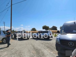 Çiftçiler Pachna'da Şap Hastalığı Nedeniyle Yapılacak İtlafı Engellemek İçin Yolu Kapattı