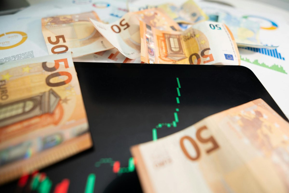 Hazine 1 milyon Euro'yu aşan tahsil edilemeyen borçları sildi