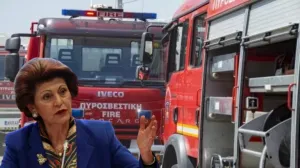 Baf'ta evsizlerin kaldığı terk edilmiş evde yangın çıktı