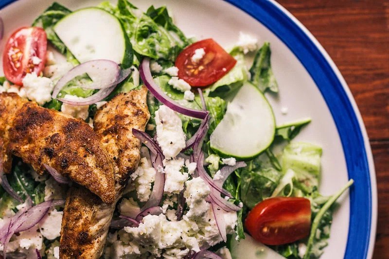 Jerk Tavuğu Jamaika'nın En İkonik Yemeği Olmayı Nasıl Başardı?