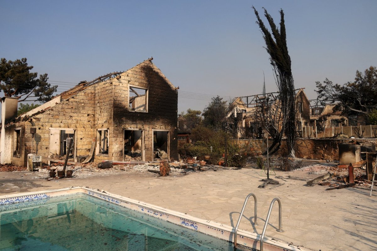 Larnaka ve Limasol'da Orman Yangını Tahliye Planlarının Gözden Geçirilmesi Tamamlanmak Üzere