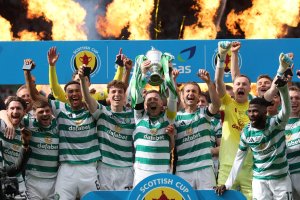 Celtic, İskoçya Kupası finalinde Dunfermline'ı yenerek çifte kupaya ulaştı