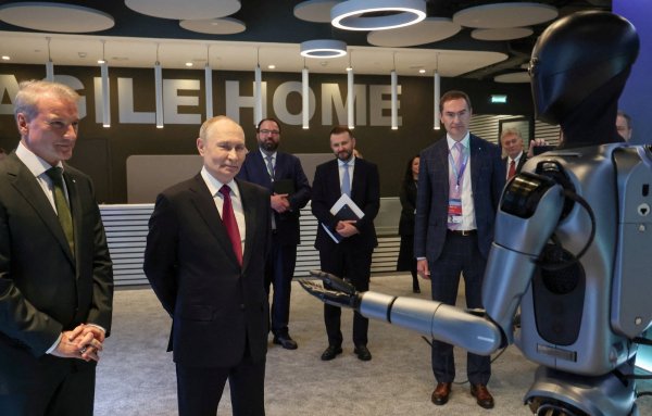 Rusya, Merkez Bankası ve Sberbank'a drone düşürme yetkisi verdi