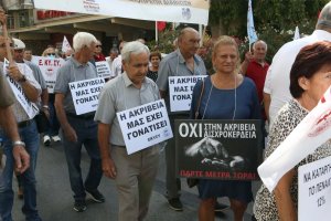 Hükümet Sendika Baskısına Yeniden Teslim Oldu: Emeklilik Reformu Eylül'e Ertelendi