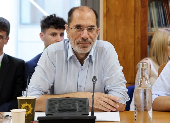Eski Sayıştay Başkanı, Milletvekili Olarak İlk Gününde Çıkış Yaptı