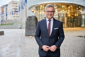 Magnus Brunner: Kıbrıs, Geri Dönüşler ve Göç Yönetimi İçin Yeni Araçlar Kazanıyor