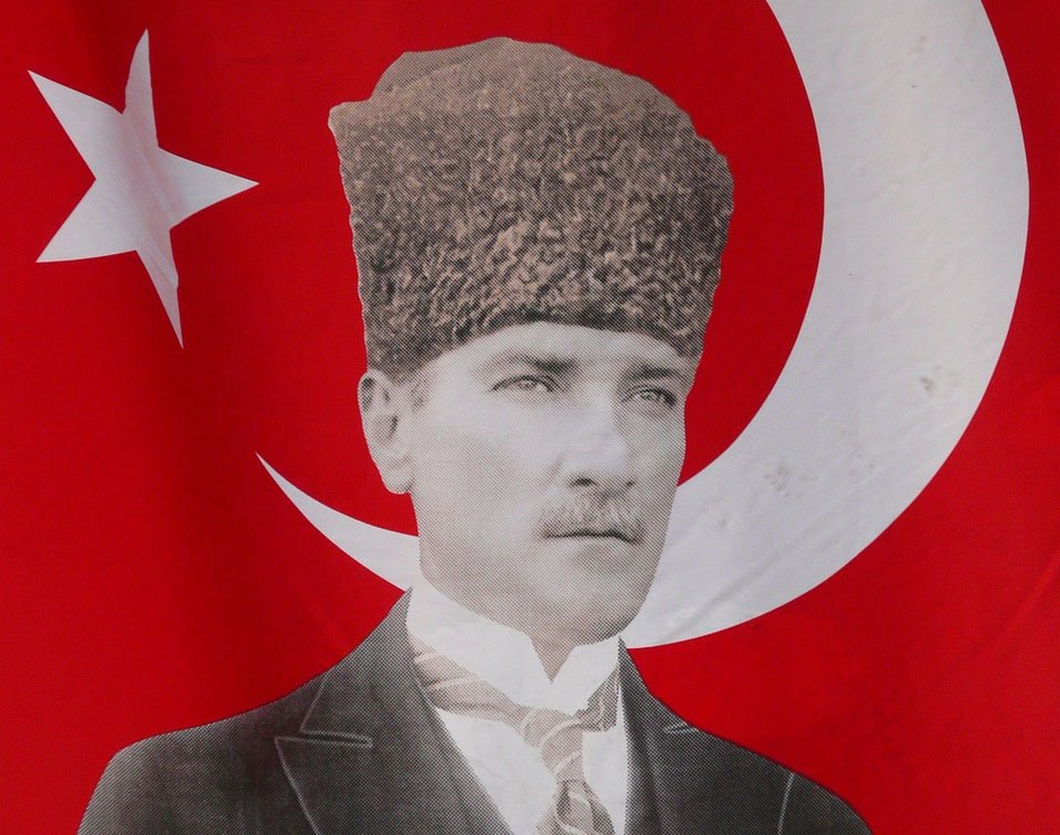 Baf'ta Kemal Atatürk Caddesi'nin adının değiştirilmesi planı askıya alındı