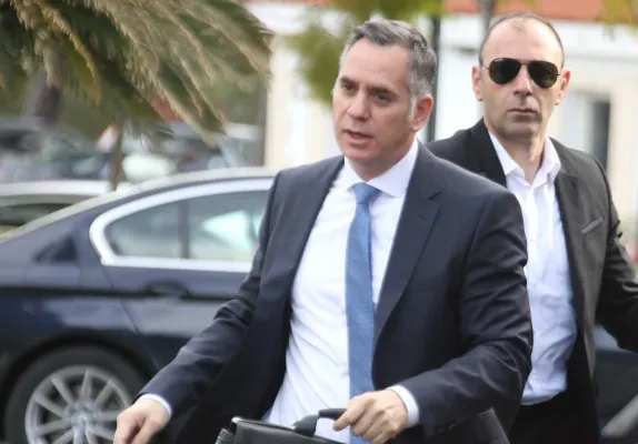 Mal varlığı beyanı tartışması: Danışma Kurulu muafiyeti partileri karşı karşıya getirdi