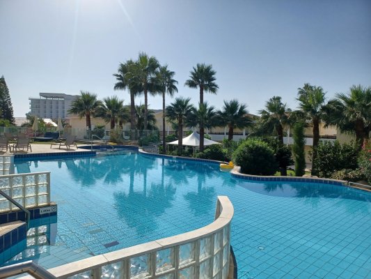 Kıbrıs Otel Sektörü Haziran'da Toparlandı Ama Normallerin Altında
