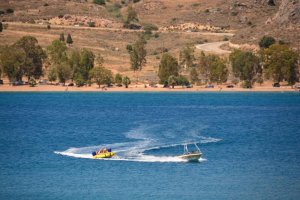 Paralimni-Deryneia Sahillerine Canlı Yayın ve Meteoroloji İstasyonları Planlanıyor