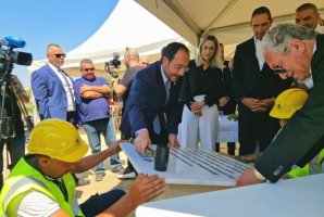 Cumhurbaşkanı Limasol'da 29 uygun fiyatlı konutun temelini attı, hükümet 2026'da 436 birim hedefliyor