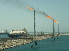 Katar'ın Ras Laffan LNG Tesisinde Patlama: 54 Yaralı, 18 Kayıp
