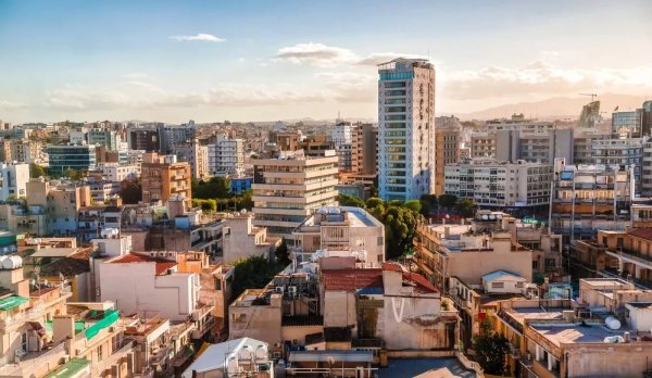 Kıbrıs'ta apartman fiyatları %10,8 arttı: Emlak piyasası yükseliş trendini sürdürüyor