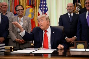 Trump: ABD-İran Anlaşması Pazar Günü İmzalanacak