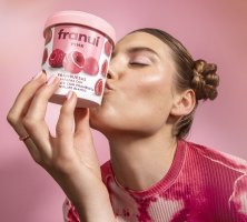 FRANUÍ Pink ile tanışın: yazın viral olmaya aday çikolatalı ahududu lezzeti