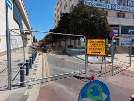 Yol çalışmaları Lefkoşa merkezinde trafiği felç etti