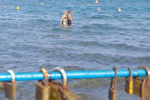 İç Kesimlerde Sıcaklık 37°C'ye Ulaşacak, Öğleden Sonra Gök Gürültülü Sağanak Bekleniyor