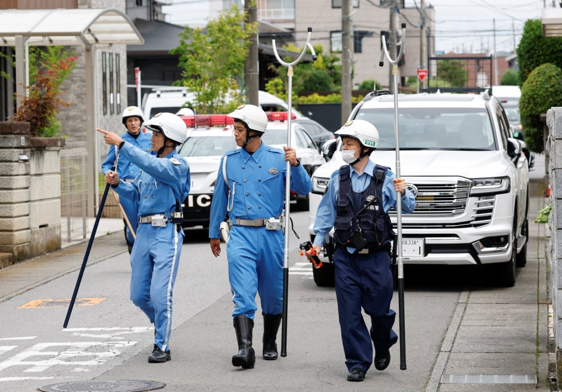 Japonya'nın Utsunomiya kentinde siyah ayı avı sürüyor, 94 okul kapalı kaldı
