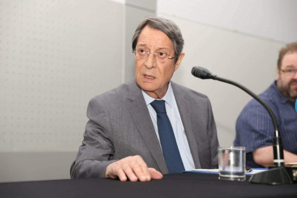 Anastasiades, Mafya Devleti Basın Toplantısı Sonrası Ceza Soruşturmacısı Talep Etti, Dokunulmazlığını Kaldırdı
