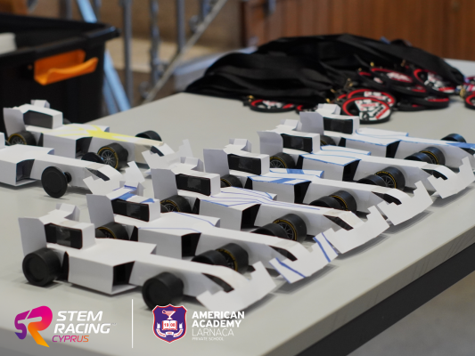 American Academy Larnaca STEM Yarışları Tanıtımı: Kıbrıs Genelinde İlkokul Öğrencilerine İlham