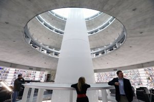 Kıbrıs Üniversitesi Yurt Dışına Kabul Edilen Öğrenciler İçin Transfer Yolu Açtı