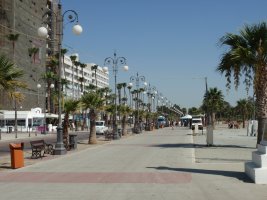 Larnaka Sahil Şeridinde Aydınlatma Yenileme Çalışmaları Başladı