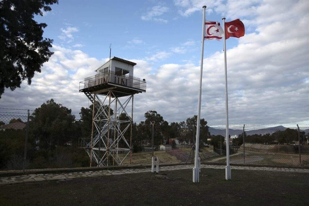 Ankara, işgal altındaki kuzeyin nefesini kesiyor