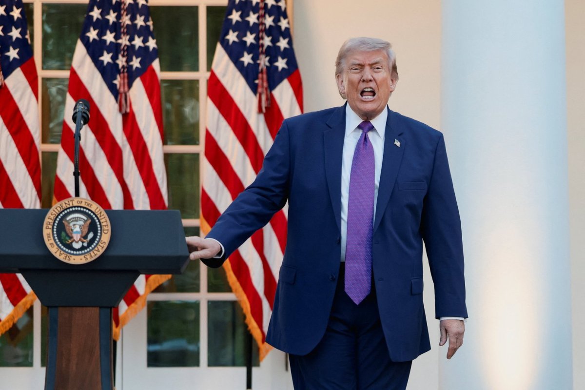 Trump: İran ateşkesi 'yaşam destek ünitesinde' — Amerikalıların çoğu ABD saldırılarına karşı