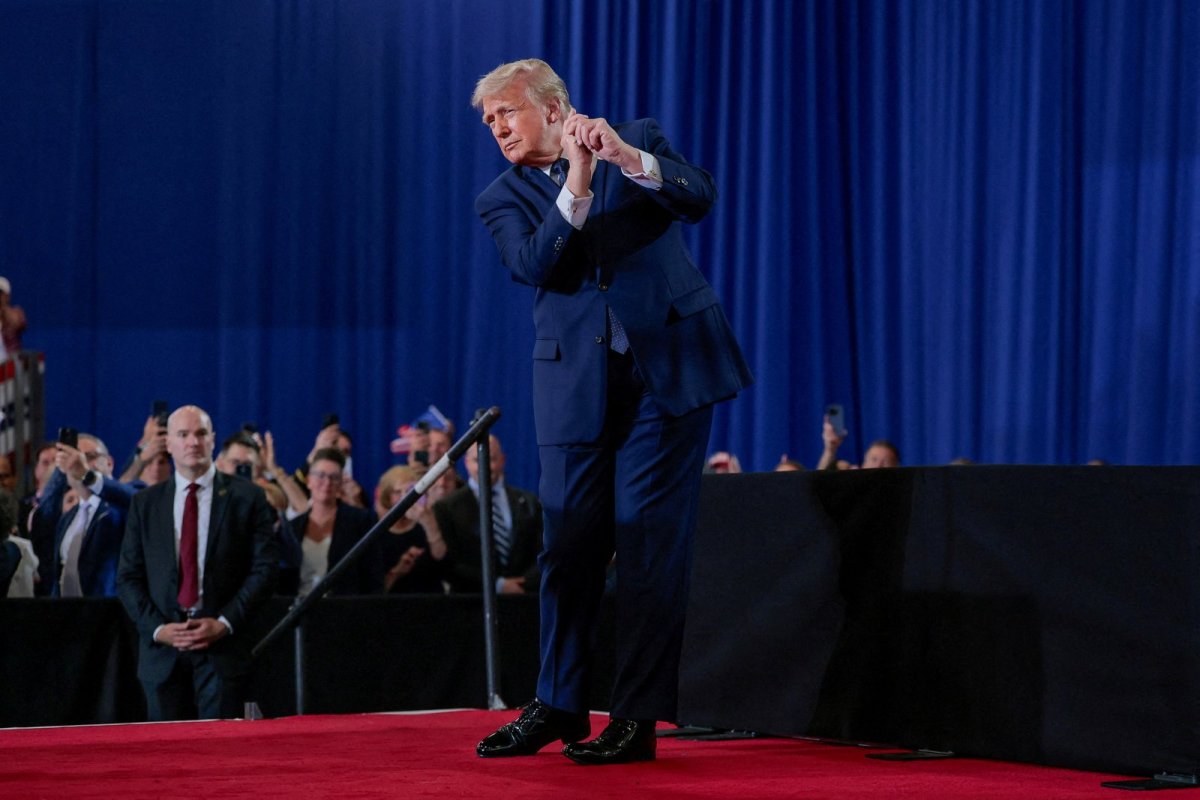 Trump: İran ile anlaşma büyük ölçüde tamamlandı, Hürmüz Boğazı yeniden açılacak