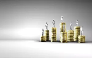 AB ülkelerinin çoğu gibi Güney Kıbrıs da ücret şeffaflığı direktifinin son tarihini kaçırdı