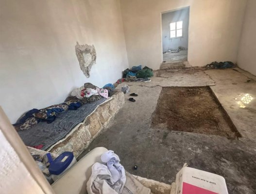 Kato Paphos'taki Evsizler ve Çöp Yığınları Temizlik Kampanyasını Tetikledi