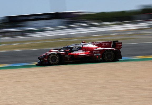 Toyota, Le Mans 24 Saat Yarışı'nı Kazandı