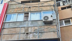 Larnaca DLGO, 35'inin Daha Müdahale Gerektirdiği Tehlikeli Binalardan İkisini Daha Yıktı