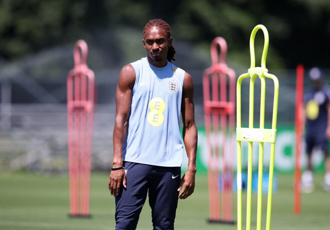 Spence, Tuchel'in Bağırmasından Etkilenmedi: İngiltere Patronu Yüksek Standartlar Talep Ediyor